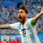 Lionel Messi sinh ra tại Rosario, Argentina và mang quốc tịch Argentina. 