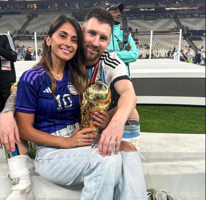 Messi được yêu mến toàn cầu nhờ kỹ thuật, thành tích và hình ảnh khiêm tốn. 
