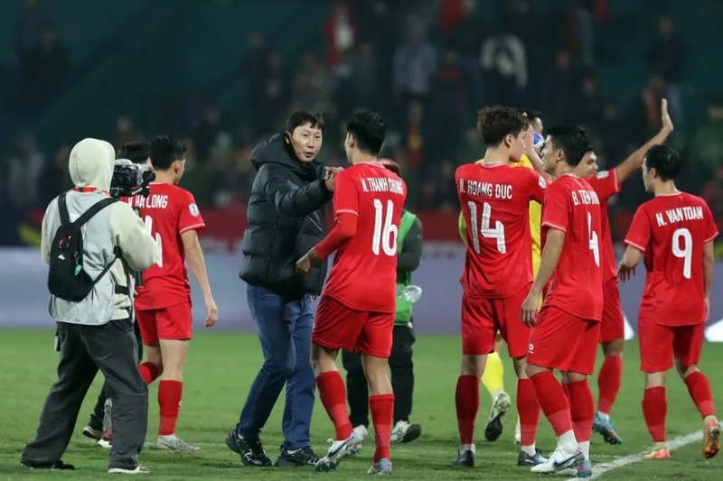 Dấu ấn của HLV Kim Sang-Sik nằm ở sự kỷ luật, thực dụng và khả năng điều chỉnh trận đấu. 