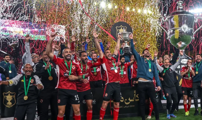 Al Ahly sở hữu một trong những bộ sưu tập cúp đồ sộ nhất lịch sử bóng đá thế giới.