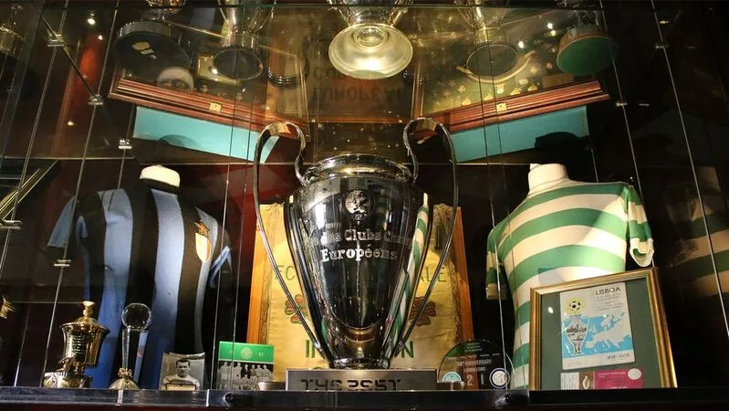 Celtic sở hữu hơn 120 danh hiệu lớn và là một trong những đội bóng thành công nhất lịch sử Scotland.