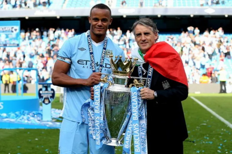 Joe Mercer, Roberto Mancini, Manuel Pellegrini và Pep Guardiola là những huấn luyện viên tiêu biểu của Manchester City